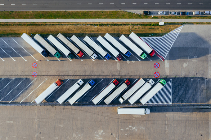 Handelsstreit und Zölle: Handlungsoptionen für deutsche Unternehmen